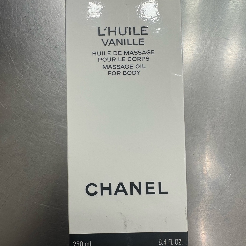 CHANEL L'Huile Vanille Body Massage Oil